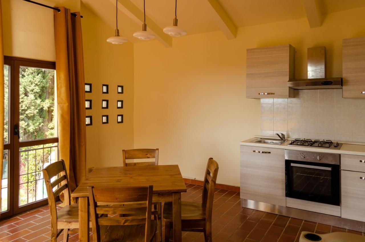 Montevecchio Apartments Montopoli in Val d'Arno Ngoại thất bức ảnh