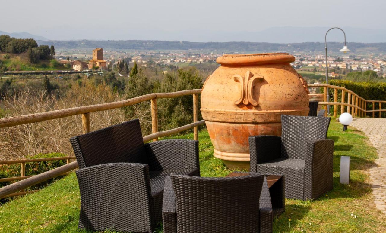 Montevecchio Apartments Montopoli in Val d'Arno Ngoại thất bức ảnh