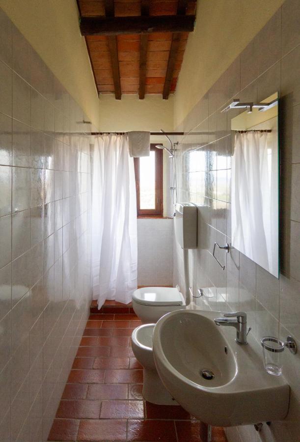 Montevecchio Apartments Montopoli in Val d'Arno Ngoại thất bức ảnh