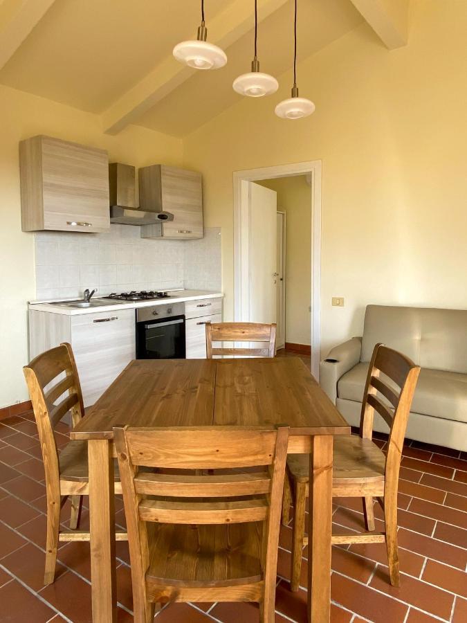 Montevecchio Apartments Montopoli in Val d'Arno Ngoại thất bức ảnh