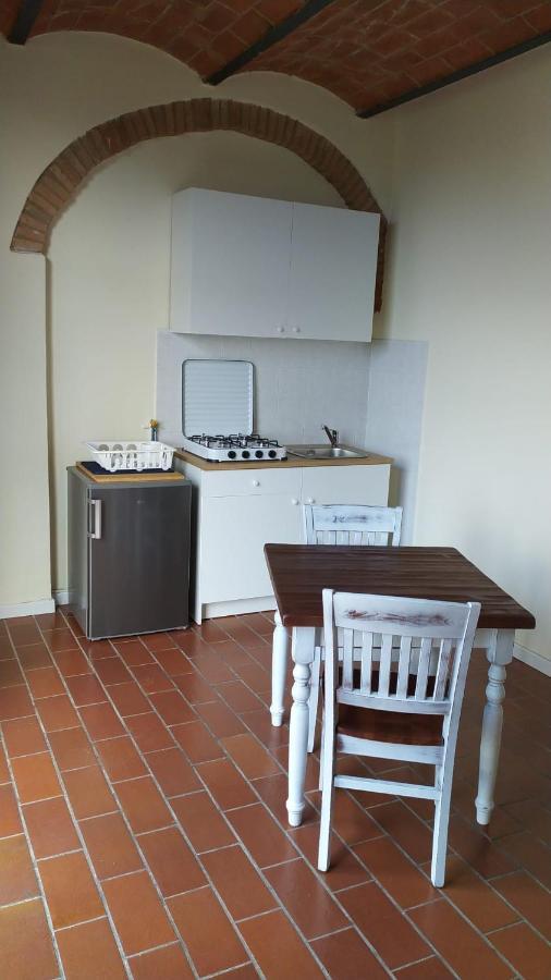 Montevecchio Apartments Montopoli in Val d'Arno Ngoại thất bức ảnh