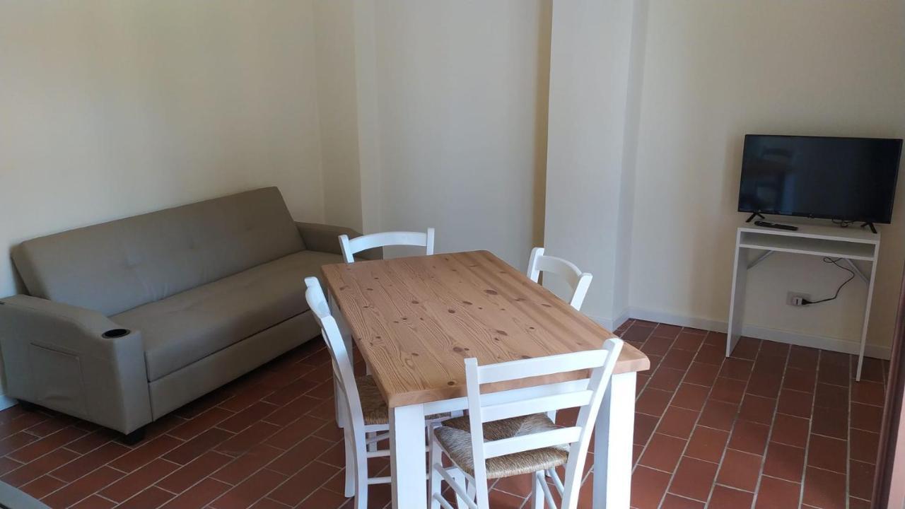 Montevecchio Apartments Montopoli in Val d'Arno Ngoại thất bức ảnh